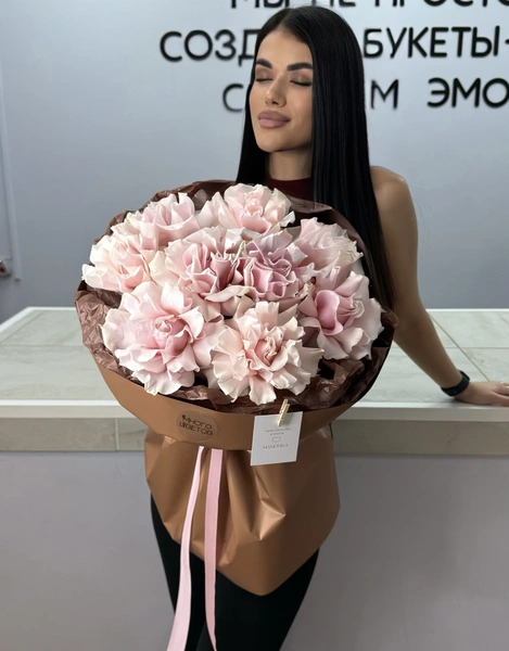 Французские розы 9шт №50