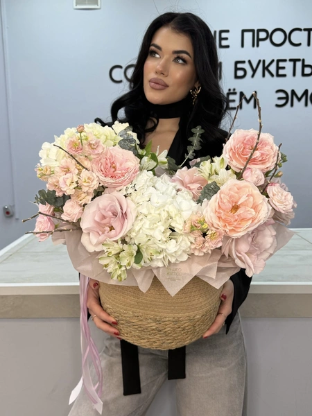 Цветы в джутовой сумке №3