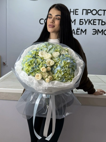 Авторский с гортензией №141