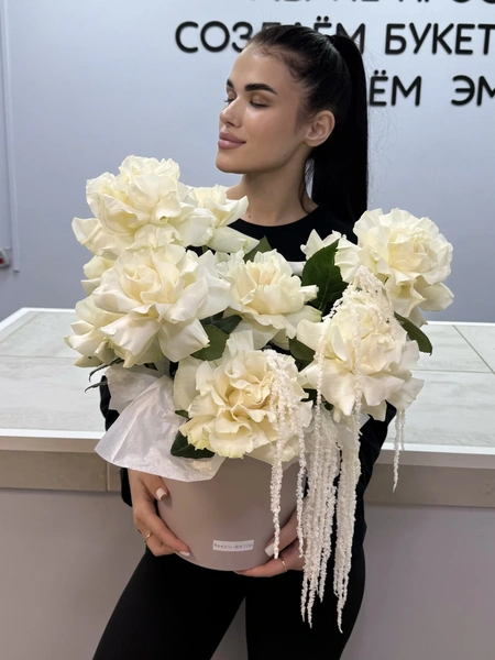 Французские розы в коробке №48