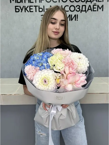 Авторский с Георгинами №97