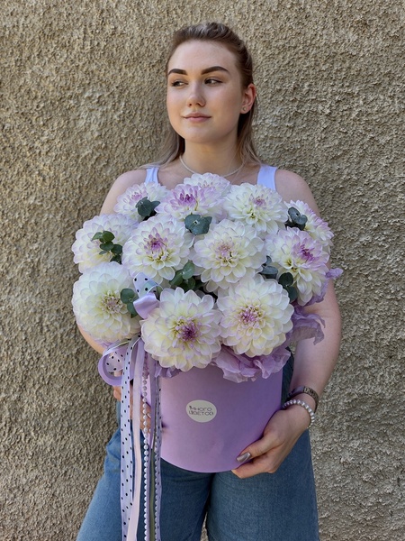 Георгины в коробке L №12