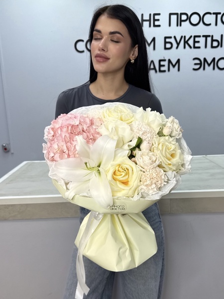 Авторский букет с Лилией №157