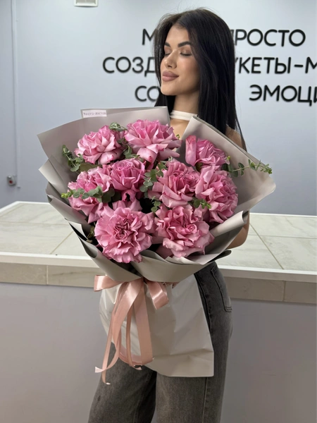 Французские розы с эвкалиптом №30